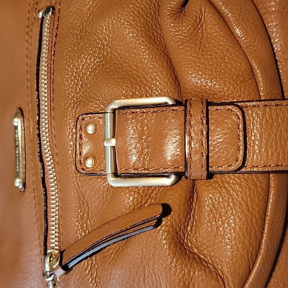 Michael Kors vintage Fulton Leather Hobo Bag.  Great condition! - Picture 3 of 11